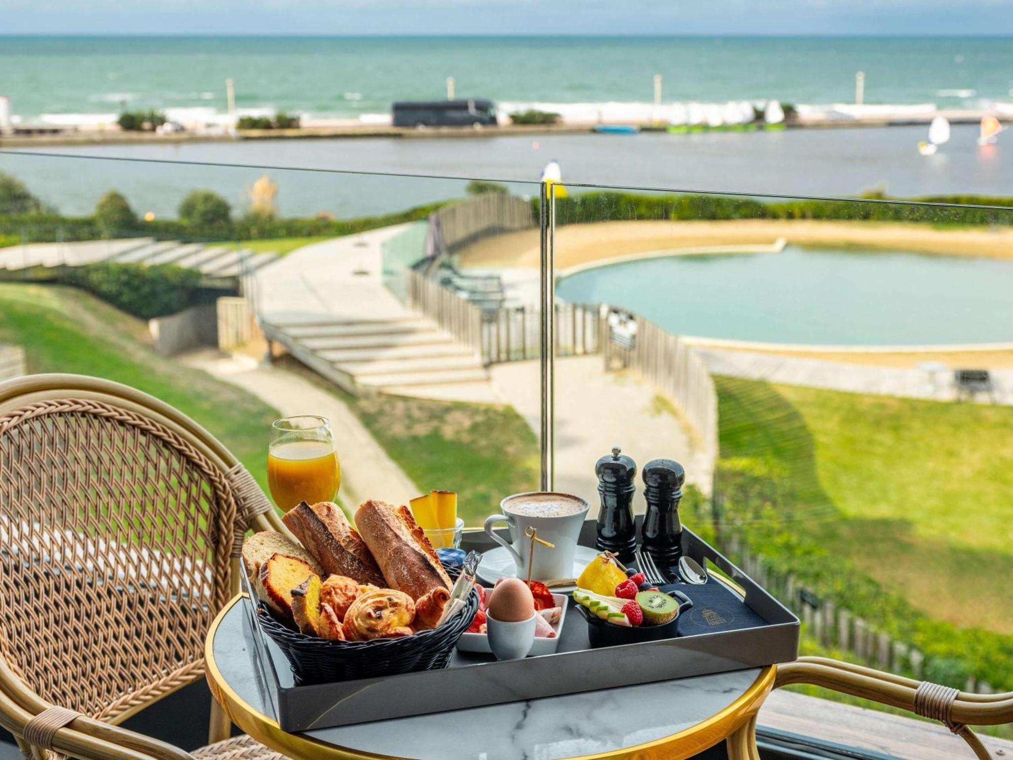 Cote Ouest Thalasso & Spa Les Sables D'Olonne - Mgallery Collection Екстериор снимка